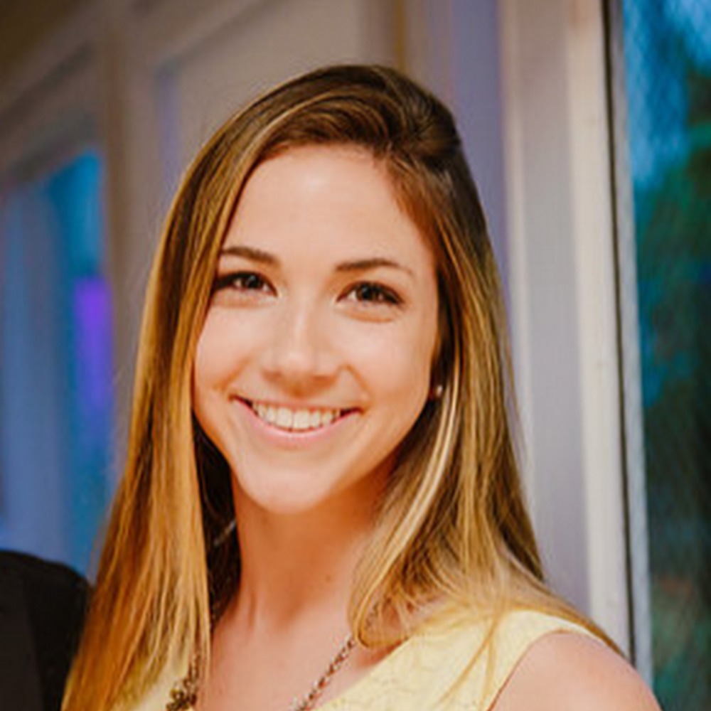 Meet your Posher, Elizabeth